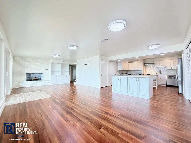 1726 N Jackson Ave — Photo 30
