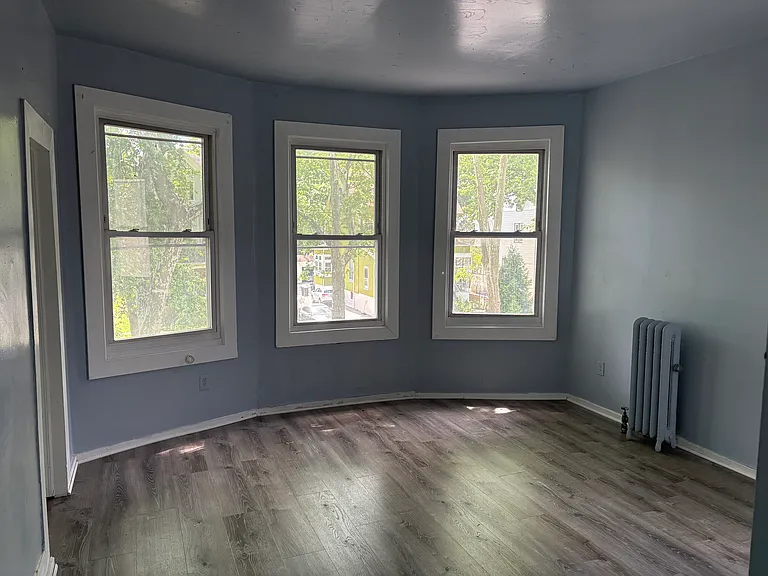74 Chestnut St #2 — Photo 6