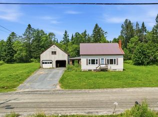 24 Turnpike Road, Jefferson, NH 03583