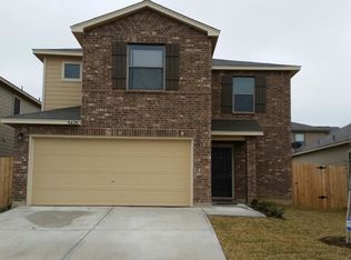 5429 Espada Dr, Laredo, TX 78043