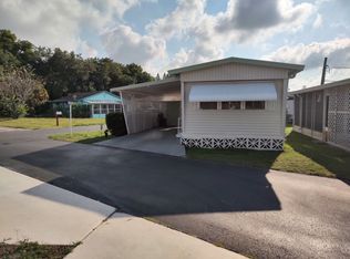 3701 14th St W #17, Bradenton, FL 34205