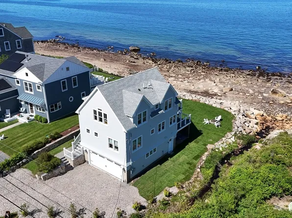 107 Seaview Dr, Plymouth, MA 02360