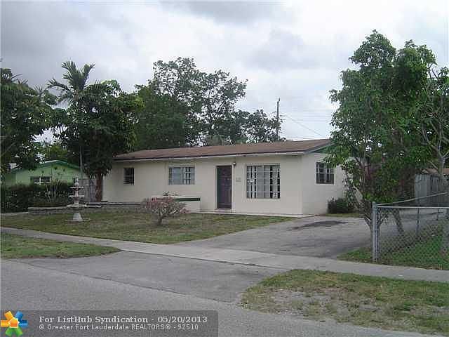 1st image of 1330 NE 211th St