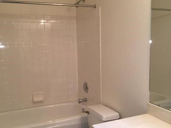 5th image of 7078 W Hunnington Dr