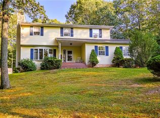 104 Buffalo Ln, Saylorsburg, PA 18353