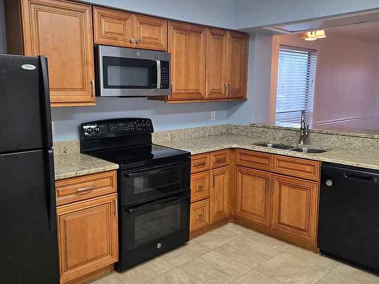 600 Casa Park Ct — Photo 3