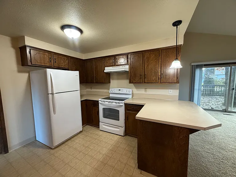 1150 NW Sunnywood Ct — Photo 7