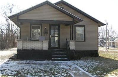 1st image of 3716 Hoover Ave