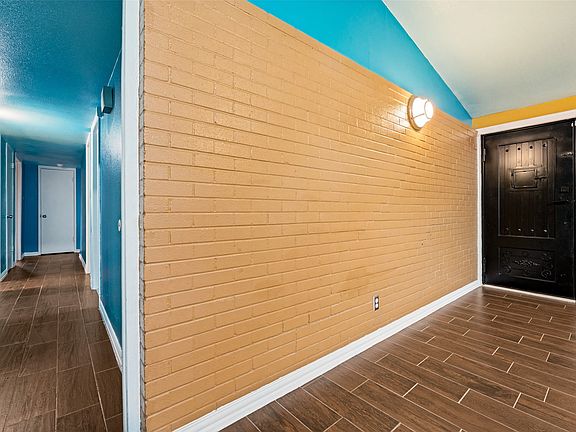 4th image of 3259 Saint Croix Dr