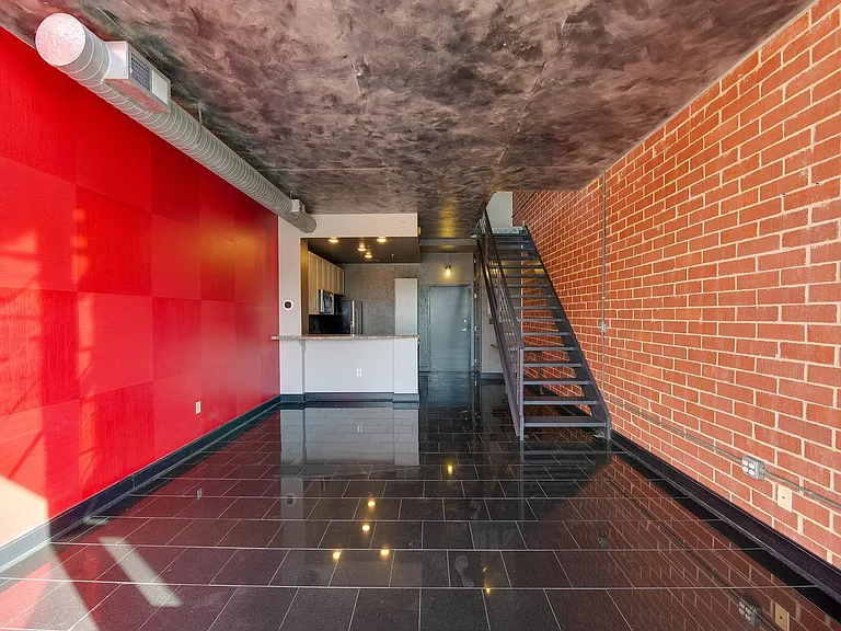 710 W Trade St #312 — Photo 20