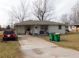 352 Casteel Ln, Springdale, AR 72764