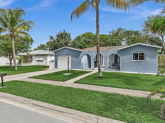 3rd image of 5260 SW 6TH Place
