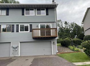 4346 Chatsworth Cir, Shoreview, MN 55126