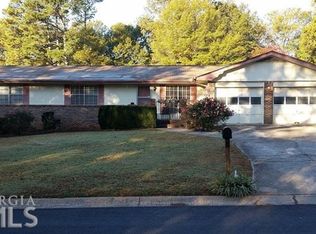 135 Club Cir, Stockbridge, GA 30281