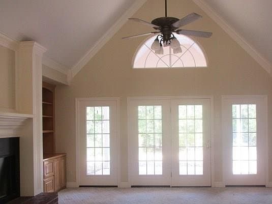 3rd image of 176 County Road 3282