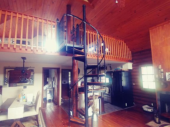 4th image of 3935 24th Ave SE #3935
