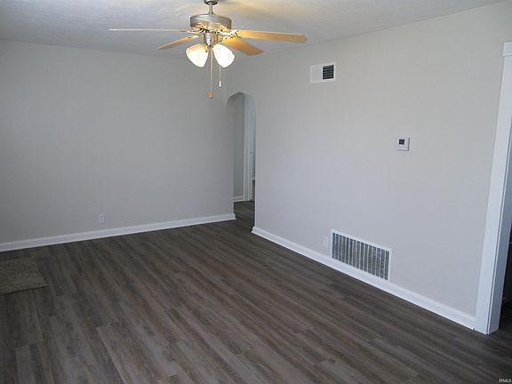 2nd image of 1120 Saint George Rd