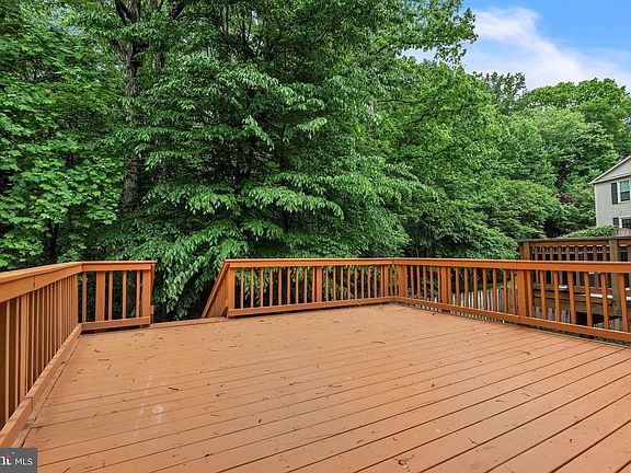 3rd image of 3029 Dunleigh Ct