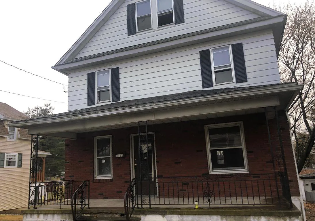 1113 E Filbert St photo 1