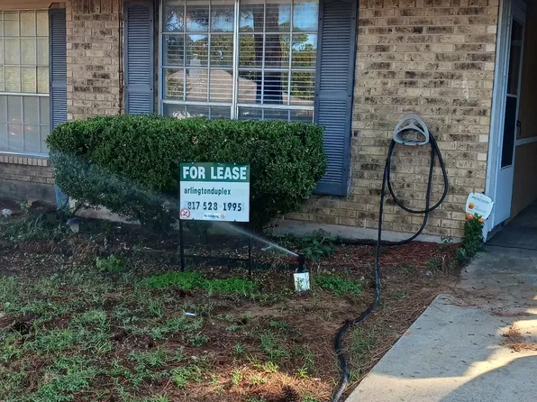 1810 Cousins Ct, Arlington, TX 76012