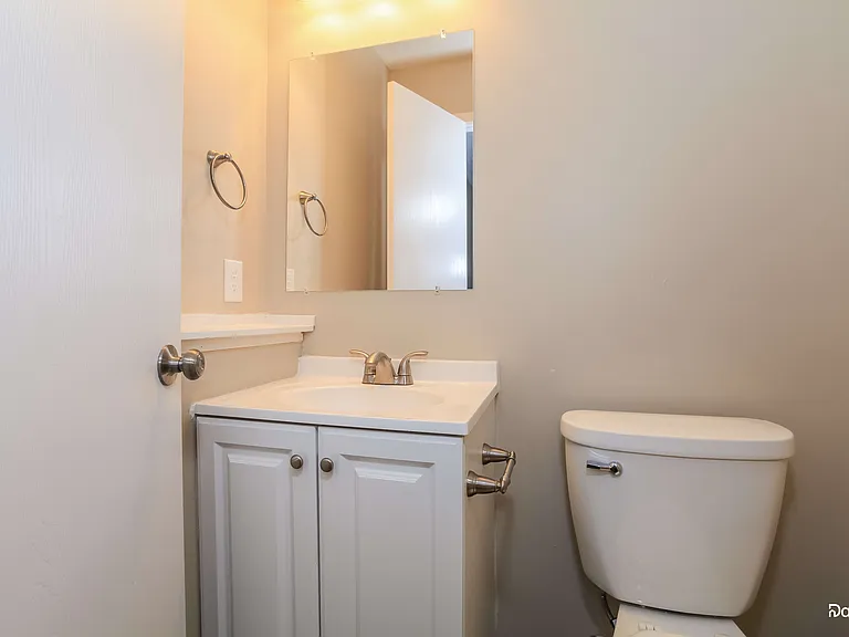 6883 Bennell Dr — Photo 10