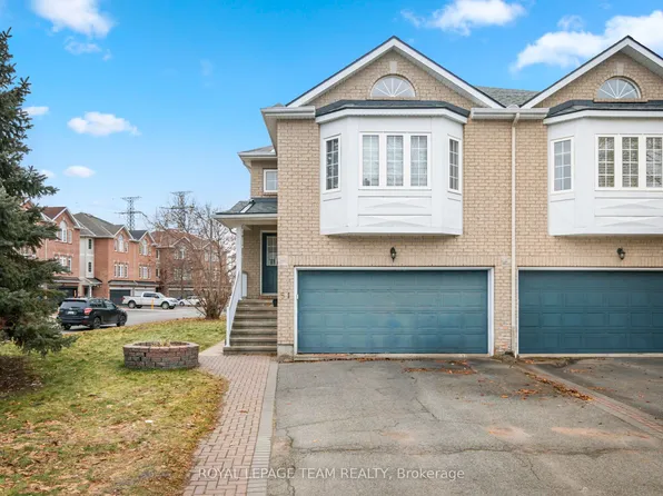 51 Castle Glen Cres, Ottawa, ON K2L 4G9