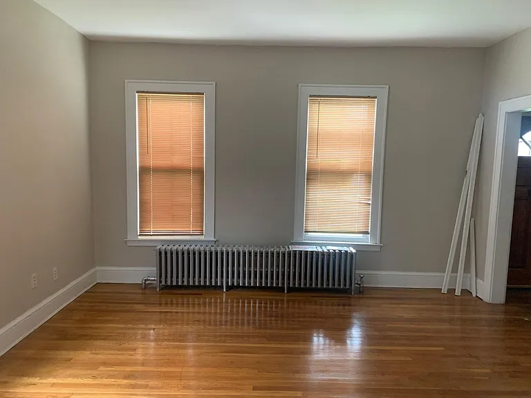 167 Russ St #1 — Photo 6