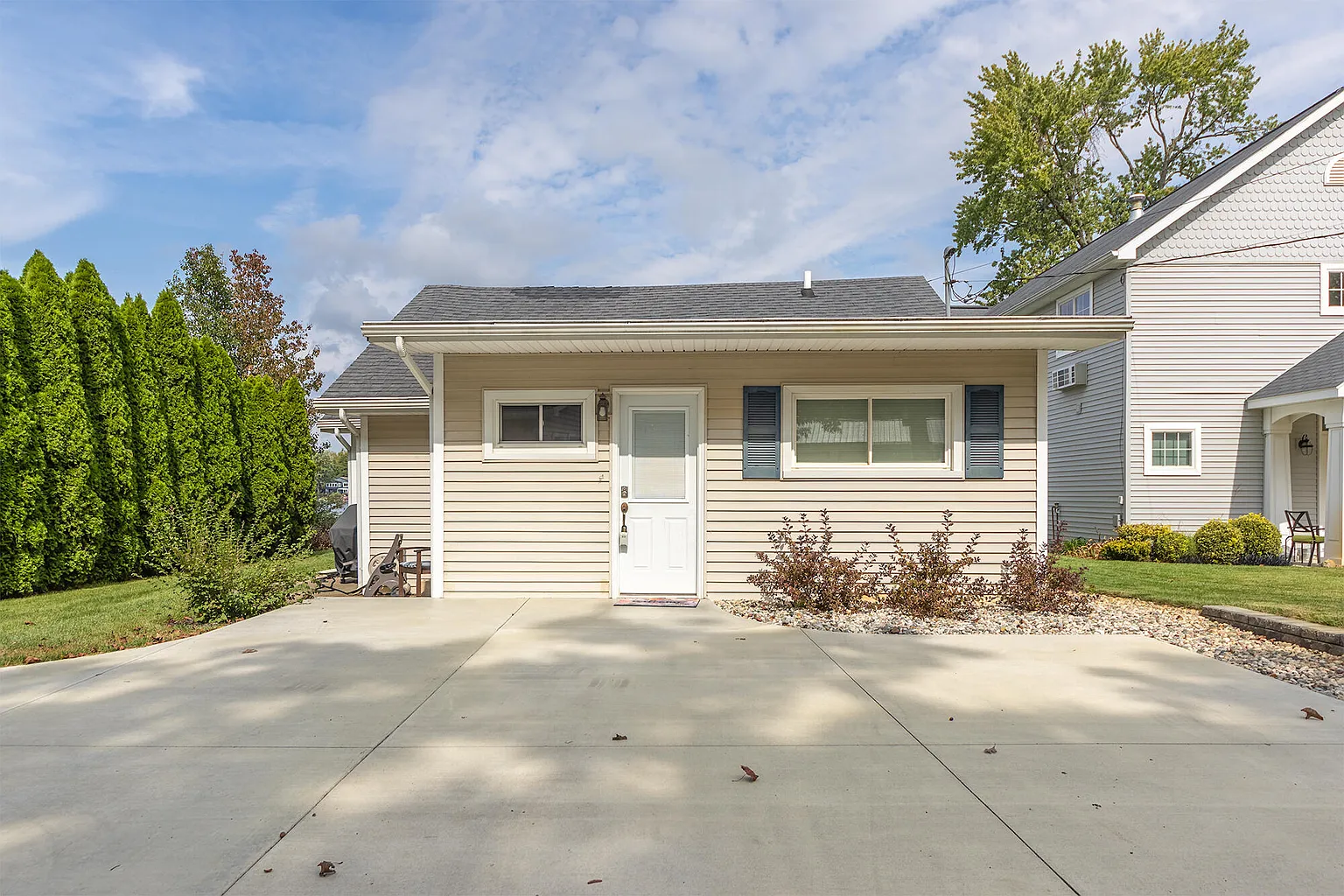 1499 S Crooked Lake Dr photo 1