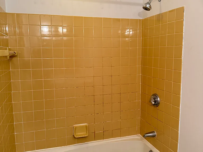 166 Quincy Shore Dr #107 — Photo 5