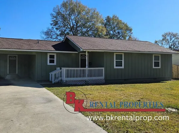 520 N 10th St, Silsbee, TX 77656