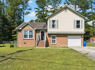 7190 Nunn Woods Way, Fairburn, GA 30213