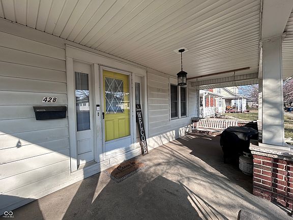 3rd image of 428 N Jefferson St