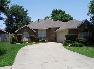5509 Rocky Mountain Rd, Fort Worth, TX 76137