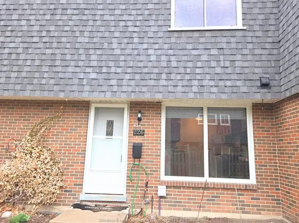 226 Victoria St S, Amherstburg, ON N9V 2K5