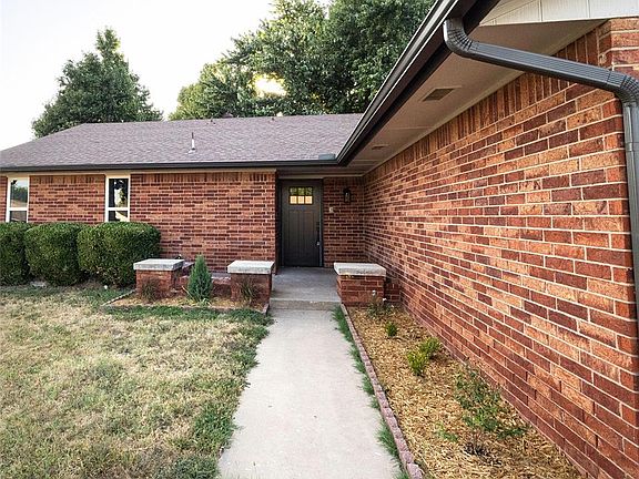 5th image of 601 Randall Dr