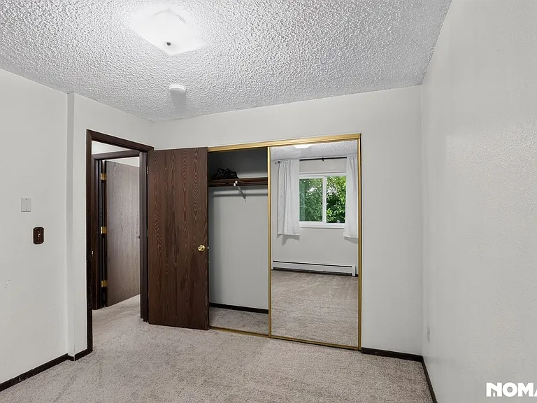 8317 Jewel Lake Rd #B — Photo 22