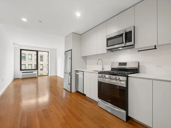 123 Hope Street image 1 of 13