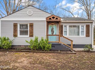 2802 Willocks Ave, Maryville, TN 37804