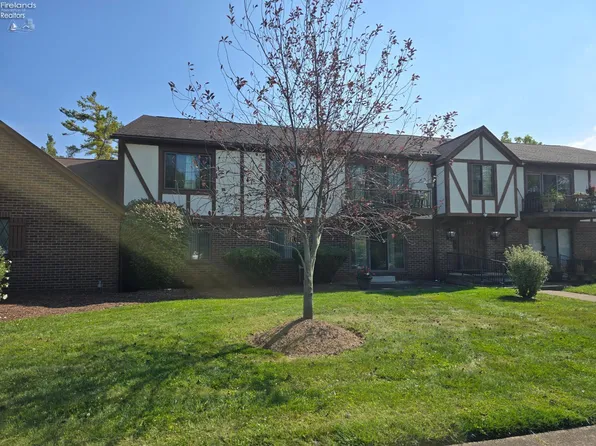 104 Stonyridge Dr APT 1A, Sandusky, OH 44870
