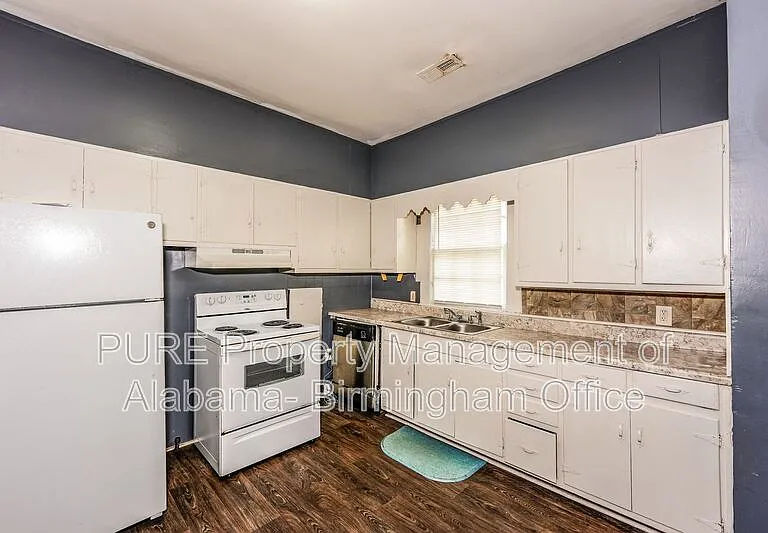 4617 Court S — Photo 7