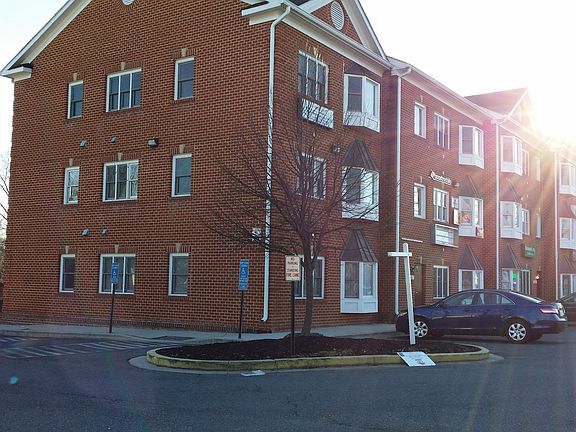 2nd image of 5981 Columbia Pike Ste 200