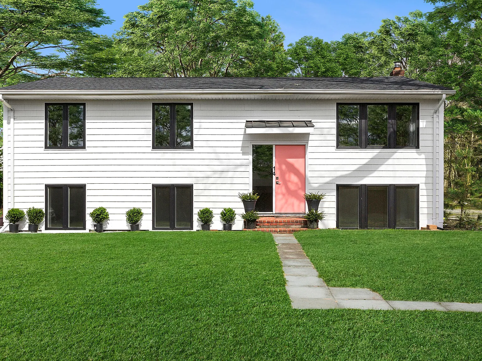 3 bed, 2.0 bath, $5,500 — Photo 1