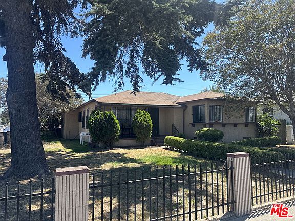 2nd image of 748 E Century Blvd