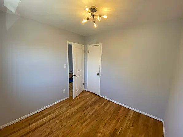 25-17 33rd Street image 7 of 13