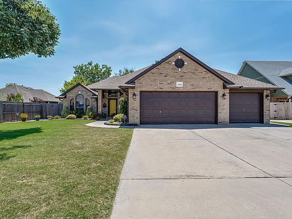 2nd image of 3600 SW 128th St
