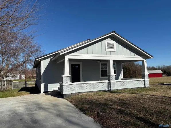 300 Albert St, Albertville, AL 35950