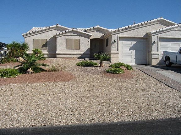 2nd image of 3267 Chanute Pl