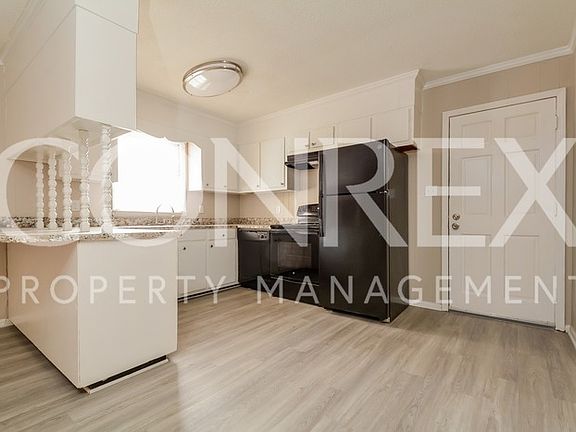 5th image of 2503 Beaverbrook Dr