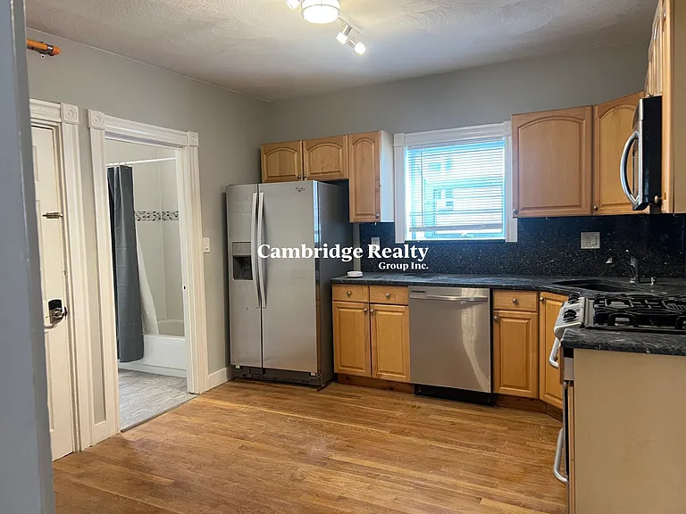 35 Cameron Ave #2A — Photo 2