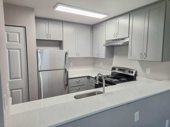 15700 44th Ave W #G103